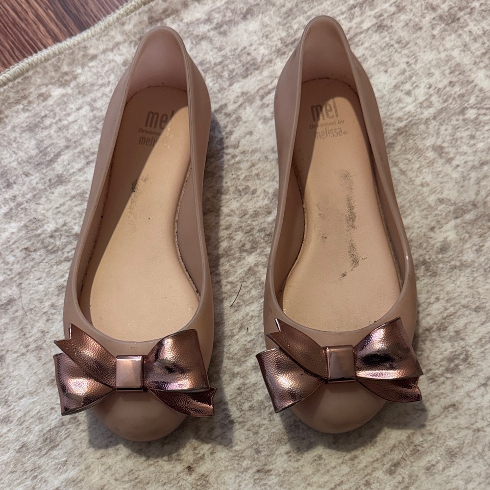 Mini Melissa Mel by Melissa Blush and Rose Gold Ballet Flats Size 1 Girls